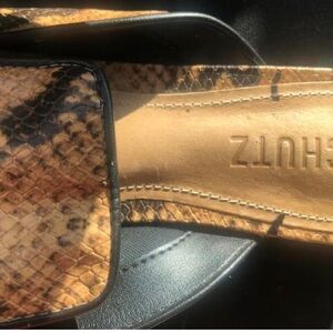 New Schutz “Claudia” Embossed Leather Snakeskin print mule, Sz 6B, $65